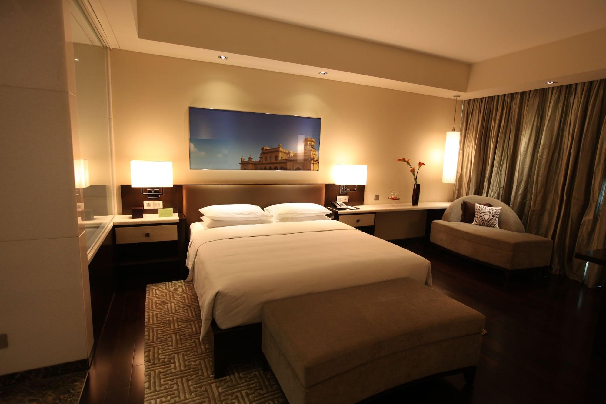 Park Hyatt Hotel And Residences, Haiderabad Buitenkant foto