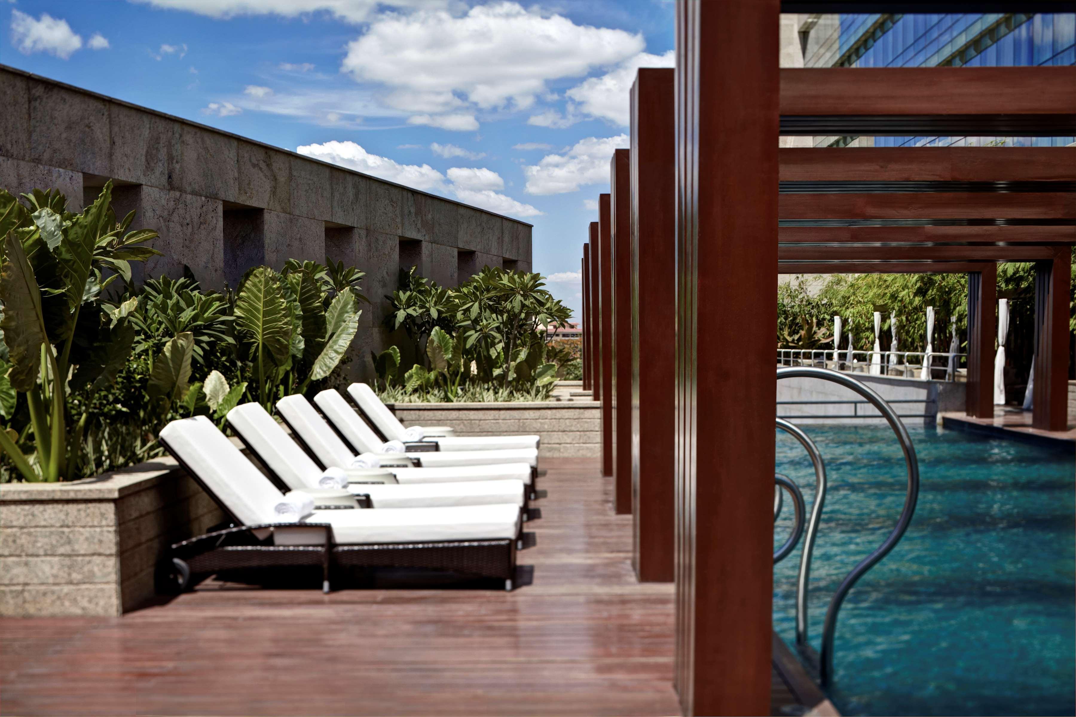 Park Hyatt Hotel And Residences, Haiderabad Buitenkant foto